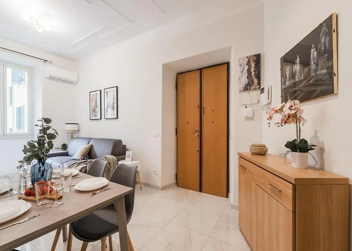 Apartment The Rent - Bright Two-bedrooms In Testaccio Area