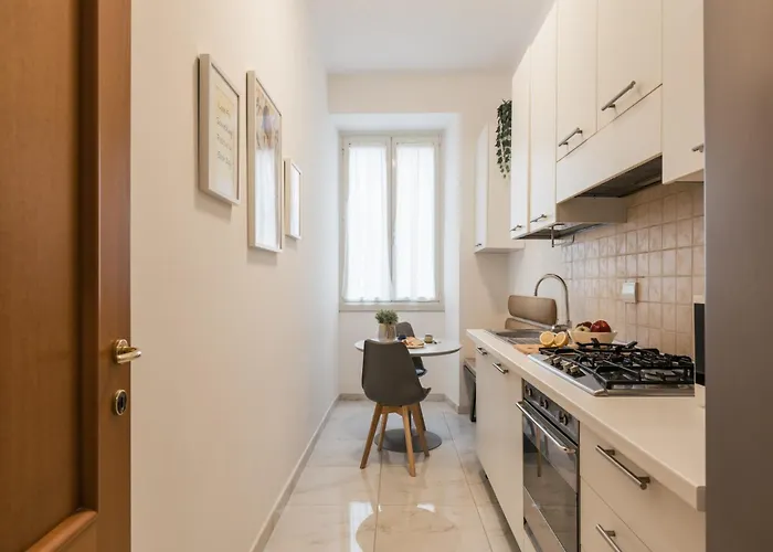 Apartment The Rent - Bright Two-bedrooms In Testaccio Area Rom